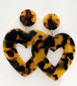 J Crew Faux Tortoise Shell Acrylic Heart Shape Dangle Drop Earrings 2.5" L - Picture 1 of 7