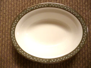 WATERFORD PATRÓN LAUREL OVALADO ABIERTO PLATO 25 X 20 CM - Imagen 1 de 2