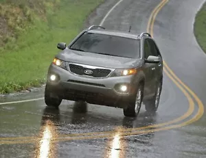 White Halo Angel Eye Driving Lamps fog light Kit for 2010 2011 2012 Kia Sorento - Picture 1 of 10