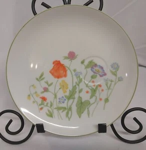 4 Vintage Floral Lunch Plates Morning Glory Poppy Clover Botanical wildflowers - Picture 1 of 4