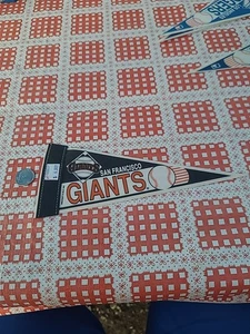 1993 Wincraft San Francisco Giants 7" Pennant PT000037 - Picture 1 of 2