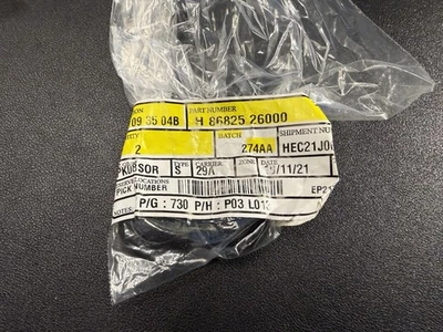 Nuevo conjunto de tuercas OEM Hyundai Kia 86825-26000 (cantidad 2) Foto 1 de 3