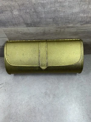 Cartera clutch discoteca vintage de metal dorado de los años 70 estuche rígido texturizado 7,5” x 3,5” Foto 1 de 4