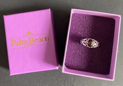 Anillo con pergamino de piedra de nacimiento simulada de corte ovalado Palm Beach Jewelry en plata de ley Foto 1 de 4