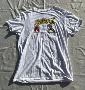 Street Fighter 2 T-Shirt Size Men's M Graphic Tee Ryu Modern Video Game Fighting - Picture 1 of 8