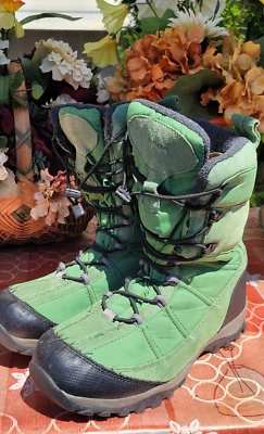 Land's End Women's Insulated Winter Snow Boots In Olive Green Size 6 M - Image 1 of 4