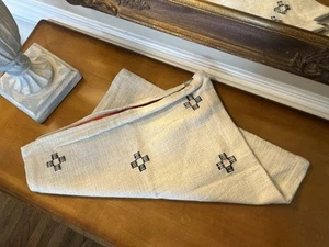 Pillowpia New York Marguerite Pillow Cover Cream 20”x20” NWOT OPEN BOX - Picture 1 of 4