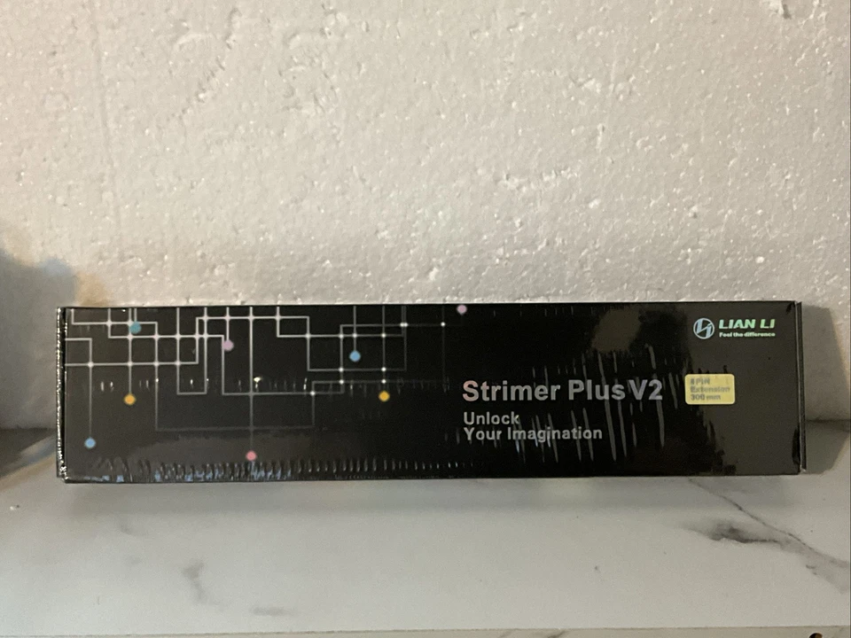Lian Li Strimer Plus V2 8-Pin Extension RGB 300mm - Image 1 of 1