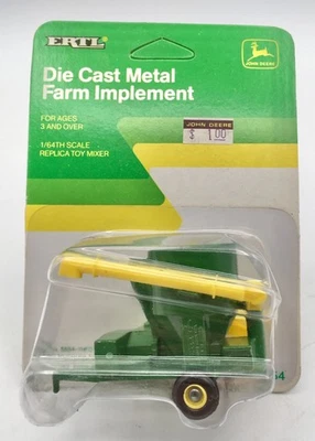 ERTL John Deere Grinder Mixer Mill  1/64 New in Box Serial Number - Image 1 of 3