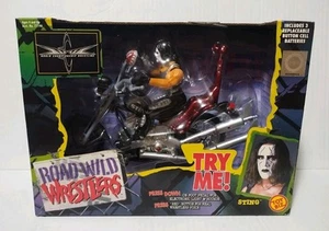 Wrestling WWE Sting Figure Moto Strada Wild Wrestlers Toy Biz 1999 Nuovo - Foto 1 di 14