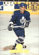 1994-95 Leaf Maple Leafs Hockey Card #135 Mike Gartner