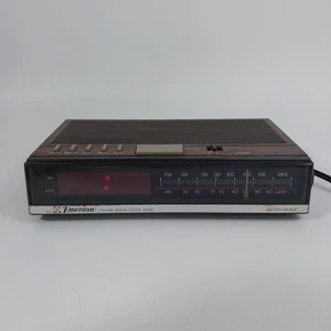Emerson RED5511 AM/FM Digital Alarm Clock Radio - For Parts - Picture 1 of 9
