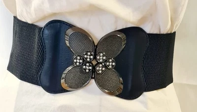 Gürtel mit Großer Schnalle Elastisch  L 65 cm B 7,5 Cm gedehnt 80 Cm  diverse Mo - Bild 1 von 4