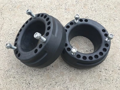 Daystar KC09117BK Dodge Ram 2500 coil spring spacers leveling kit Foto 1 de 2