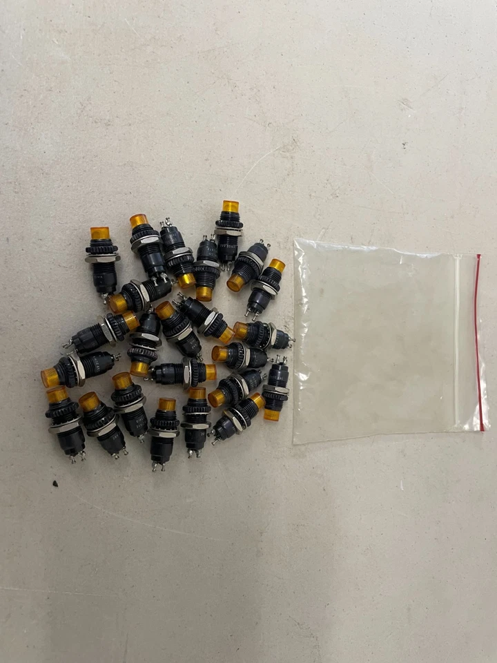 Huge Lot of Dialco 249-7877 LED Indicator Lamps 3.6V 20mA Amber NOS” - Image 1 of 4
