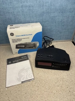 VTG GE Spacesaver 7-4813 FM/AM Digital Compact Radio Alarm Clock - NEW IN BOX! - Image 1 of 4
