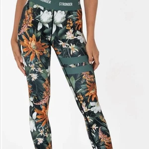 Stronger the Label Vietnam Floral Leggings Tropical Green Tights MSRP $129 EUC S - Picture 1 of 13