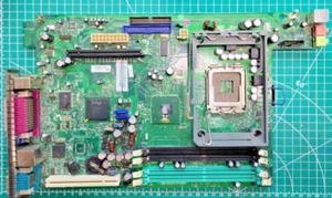 IBM Lenovo motherboard PLANAR 10/1000 MODEL M52 - For parts/not working -READ! - Afbeelding 1 van 3
