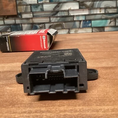 Nuevo Ford OEM Motorcraft DG9Z-9923394-D Conjunto de motor Control de ventana WLM-274 MKZ Foto 1 de 4