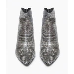 Coclico Whip Silver Leather Bootie 6.5 (36.5) New - Picture 1 of 5