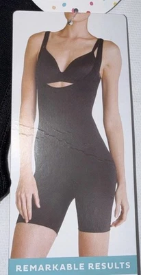 NUEVO CON ETIQUETAS ACTIVOS SPANX Body Prendas moldeadoras Control de barriga Negro M Cuerpo de mujer Más delgado Foto 1 de 4