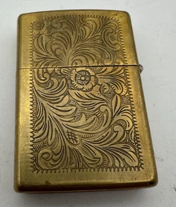 Vintage Zippo Feuerzeug Sturmfeuerzeug Messing Venetian Gravur Wayne 1991 - Bild 1 von 5