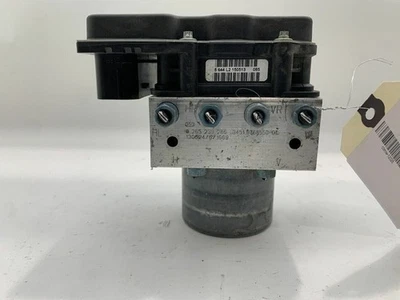 2013-2015 BMW X1 ABS Anti Lock Brake Pump 34516856924 OEM Used - Imagem 1 de 4