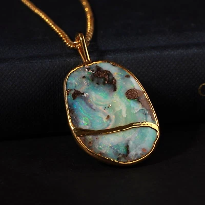 Colgante de ópalo de roca grande australiano vintage de 15 quilates chapado en oro 999 en plata Foto 1 de 4