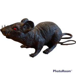 Utilería Greenbrier International rata ratón chirriante Haloloween juguete - Imagen 1 de 6