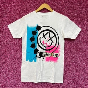 Blink-182 Self-titled Cover Art Smiley Face Pop Punk Tee XS - Picture 1 of 4