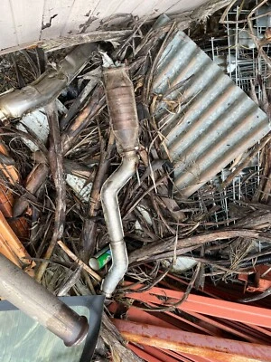 Coletores de escape catalíticos 1995 Nissan 300zx twin turbo  - Imagem 1 de 4