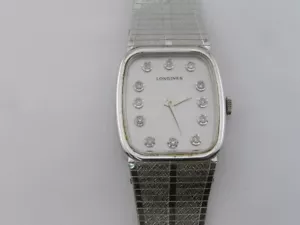 Vintage Longines Watch Diamond Dial Fancy Case & Band 17j Cal 528 1970's - Picture 1 of 11