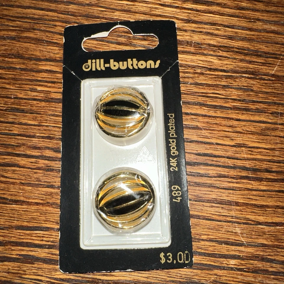 New Vtg 2 PK Dill Buttons 24K Gold Plated #489 3/4” 20 MM  Made in Germany - Image 1 of 3