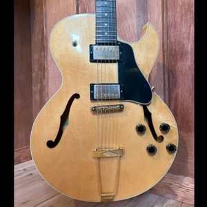 Gibson ES-135 Ltd 1998 Electric Guitar - Picture 1 of 11