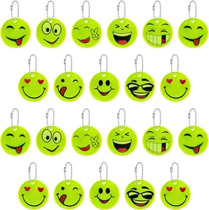 22 Stück Kinder Sicherheitsreflektoren Smiley Schlüsselanhänger für Rucksack Rad - Bild 1 von 7