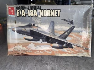 amt /ERTL 1/48 McDonnell Douglas F/A-18A Hornet Plastic Model Kit 8876 NIOB 1988 - Picture 1 of 4