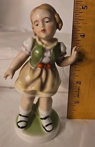 Vtg Gerold Figurine Girl Porzellan VESTMENTS Dress Pigtails West Germany - Picture 1 of 8
