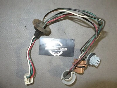 2001-2005 MAZDA MIATA TAIL LIGHT BULB SOCKET HARNESS BRAKE - SINGLE - Image 1 of 4