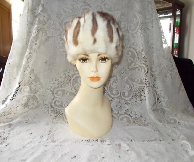 Hermoso sombrero pastillero vintage de piel de visón marrón y crema de 22" Foto 1 de 4