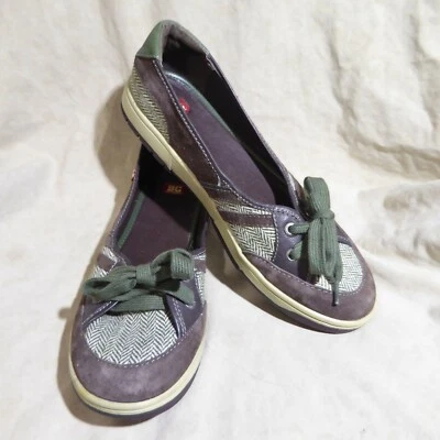 👟 Zapatilla deportiva BC suela con cordones plana talla 8,5 M marrón espiga; cuero; ribete verde Foto 1 de 4