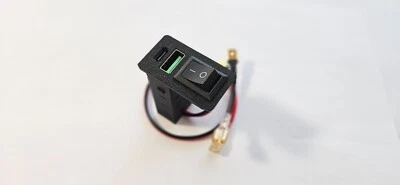 BMW Z3 Facelift Dual USB+C Carregador + Interruptor, Capaz SFC - Plug N Play Direto! - Imagem 1 de 3