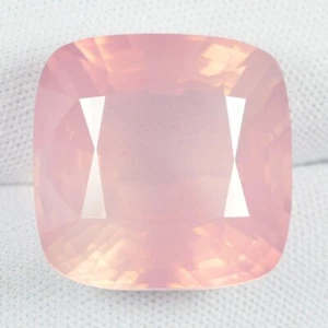 44.46 ct SHIMMERING BEST ROSE NATURAL ROSE QUARTZ - SQ Cushion GEMS See Vdo 4C - Picture 1 of 3