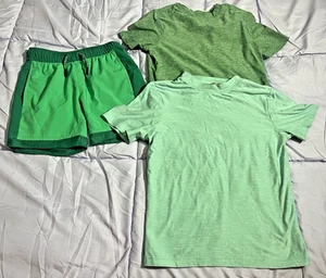 Gently Used Boys Hanna Andersson Shorts & 2 T Shirts Size 110 = 5 Greens - Picture 1 of 4