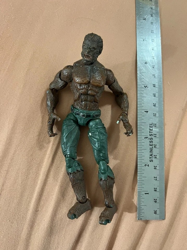 Figura de acción de 6 pulgadas Marvel Legends Werewolf By Night Monsters Toybiz 2006 Foto 1 de 3