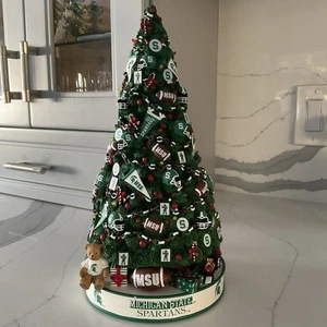 Árbol de Navidad espartanos de la Universidad Estatal de Michigan como nuevo de Danbury - Imagen 1 de 10