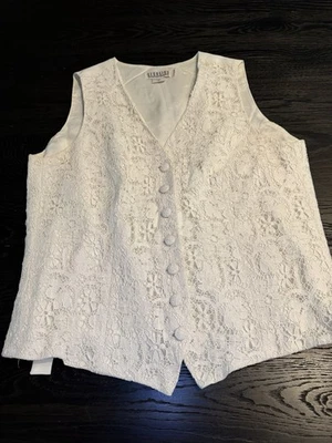 Colete Feminino Georgiou Studio Bege Tamanho Médio - Imagem 1 de 4