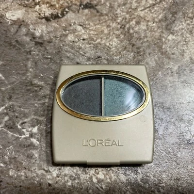 LOREAL Wear Infinite EYE SHADOW Duo Fairy Teal Discontinued - Image 1 of 3