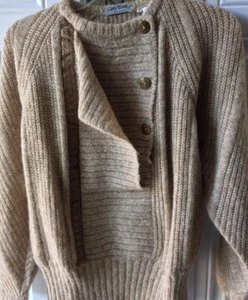Beige, cream and gold Alpaca sweater from Italy - Free shipping. - Picture 1 of 11