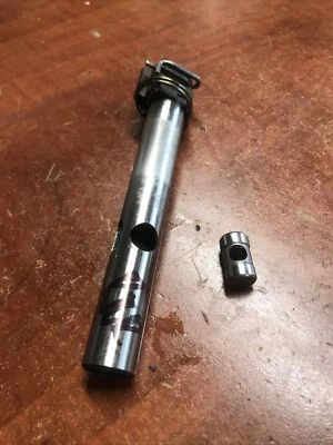 Used OEM Parts Output Shaft Clamp For DEWALT DW938 Type 3 18V Reciprocating Saw - Image 1 of 4