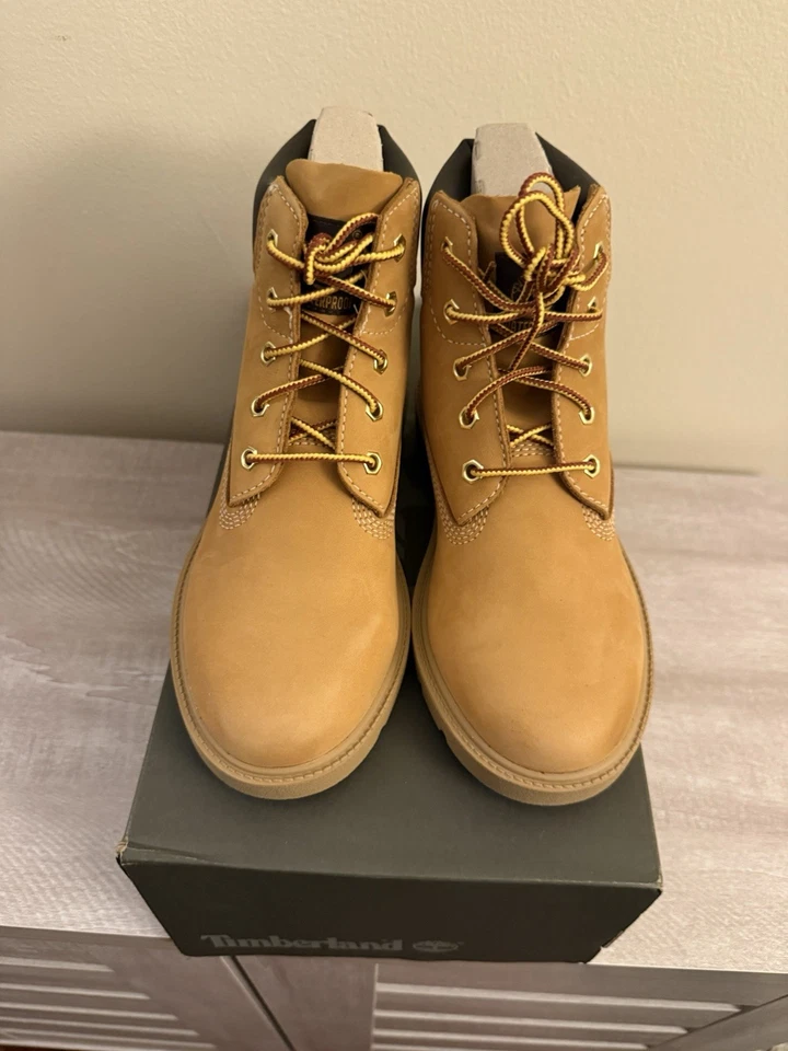 Timberland 6 pulgadas Clásica Bota Impermeable Estilo Juniors # 10910 Foto 1 de 4